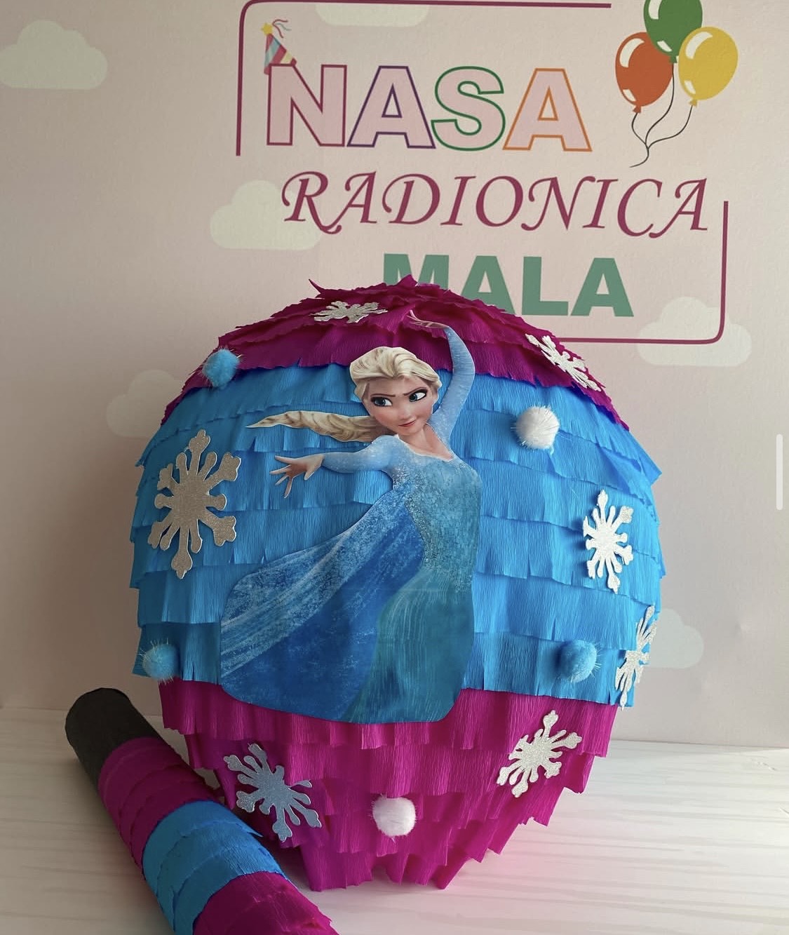 Frozen pinjata
