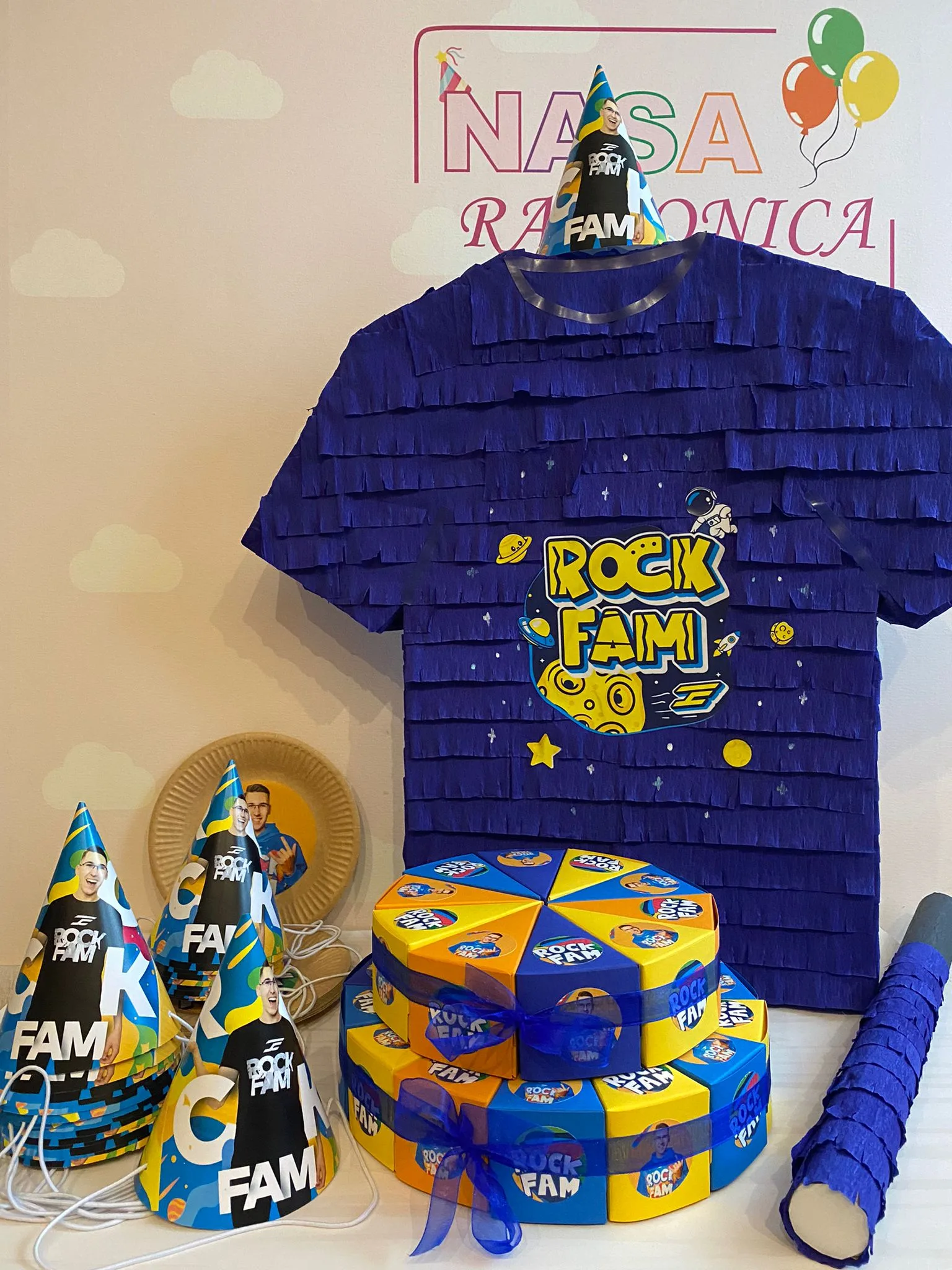 Rock Fam pinjata