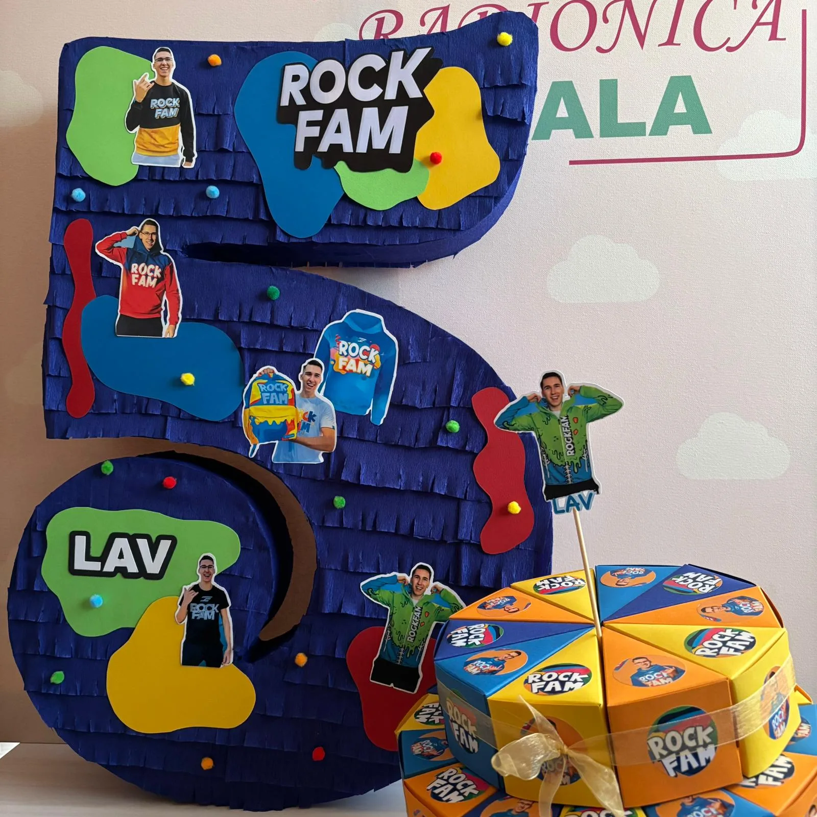 Rock Fam 2 pinjata