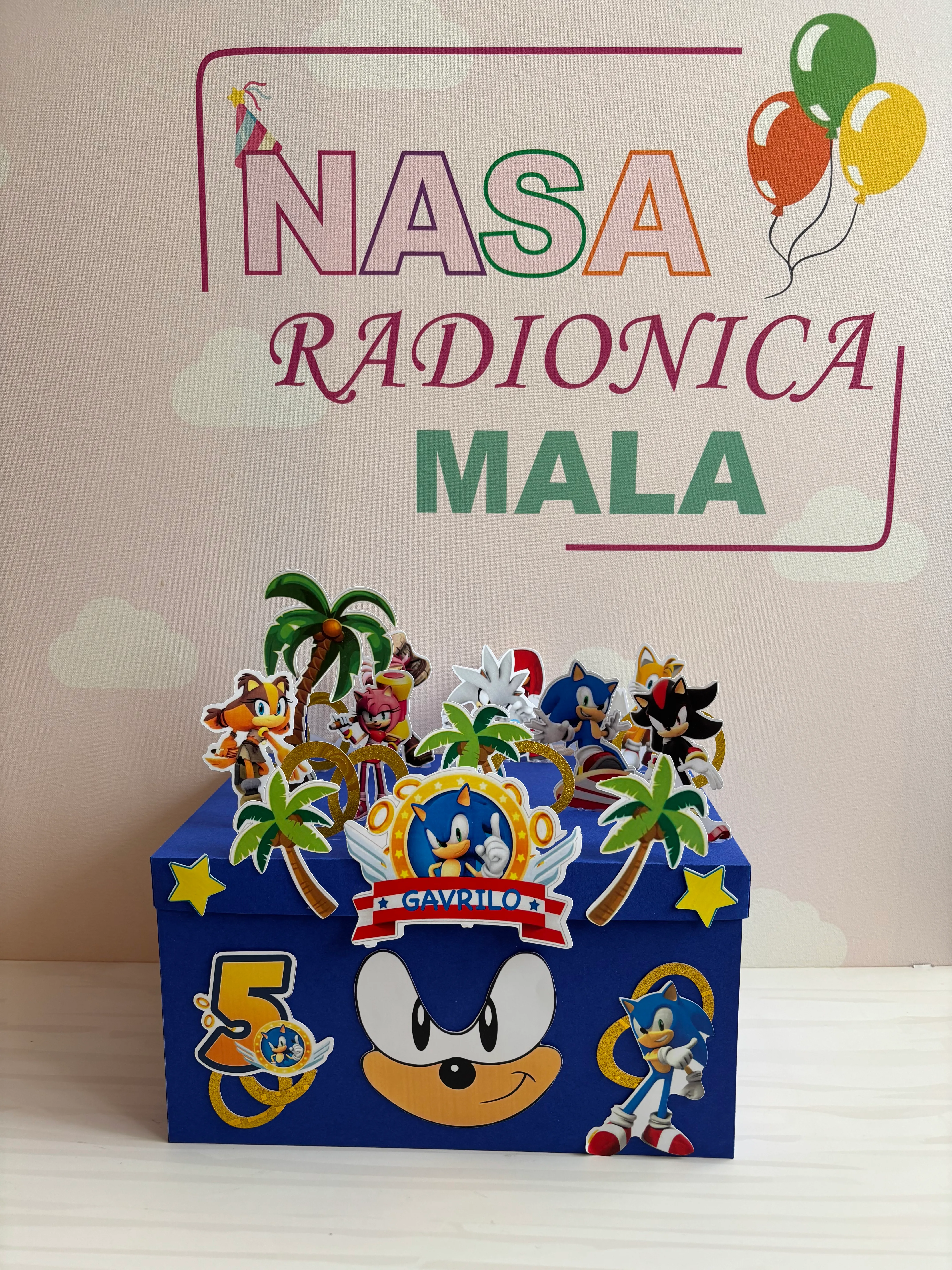Sonic kvadratna kutija od kartona